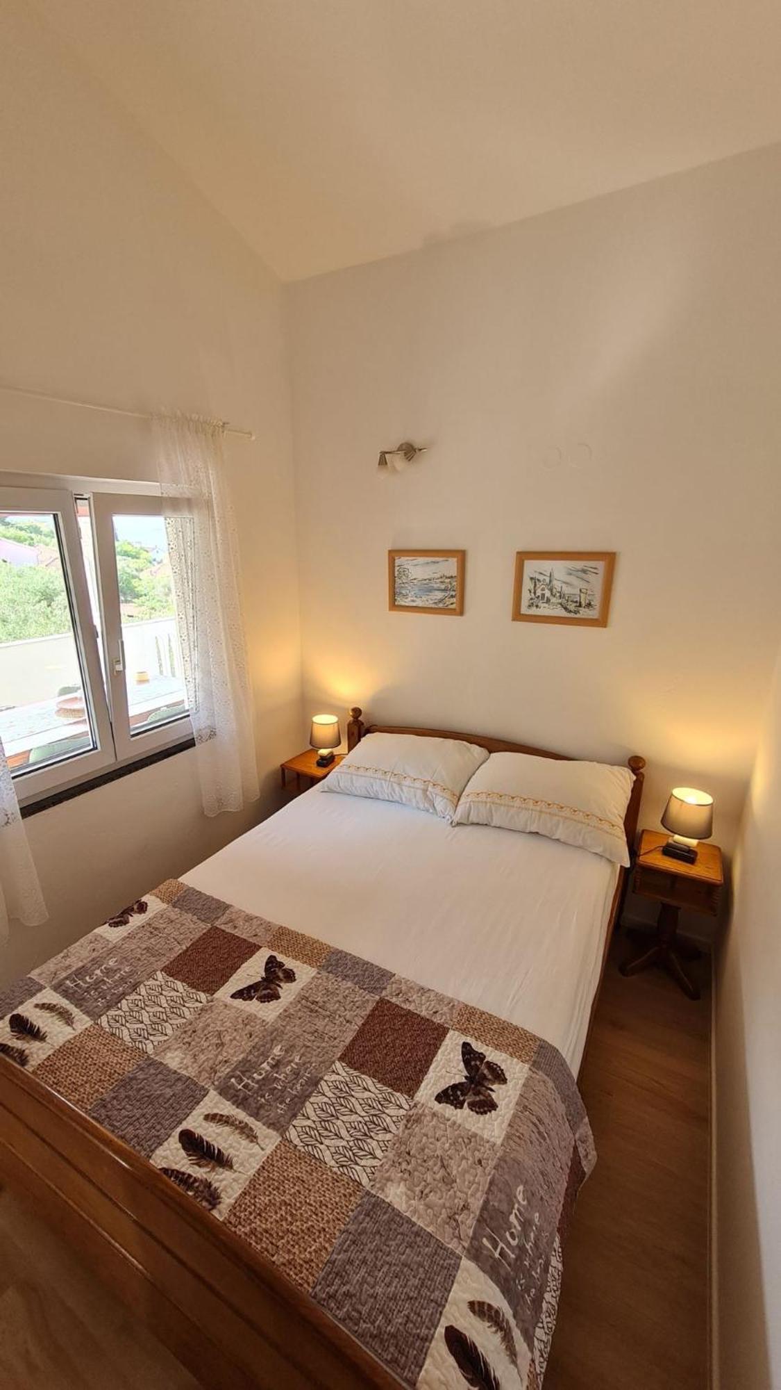 Apartmani Ela Prvić Luka Extérieur photo